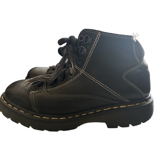 Vintage Dr Marten's Made in England Black Leather Boots AW004 PC03D Men's 8 - Picture 3 of 13